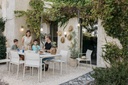 Table-Calvi-chaise-Cadiz-bridge-Cadiz-lampe-Aplo-sangle-Aplo-suuport-applique-murale-Aplo.jpeg